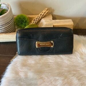 Michael Kors Black Leather Full Zip Wallet Gold Plate Logo